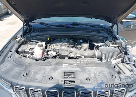 2022 Jeep Grand Cherokee Limited 4X4 z USA, uszkodzony, nr VIN 1C4RJHBG7N8610015